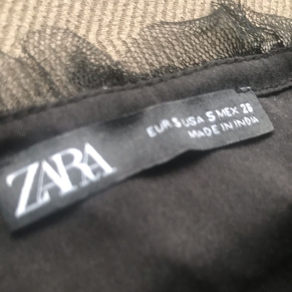 Zara all over embroider détail dress back and white size small on sale - Picture 10 of 11